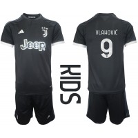 Juventus Dusan Vlahovic #9 Fotballklær Tredjedraktsett Barn 2023-24 Kortermet (+ korte bukser)